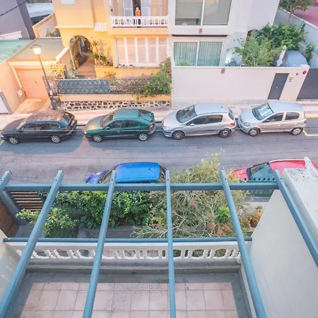 بيت للعطل 2br Penthouse With Terrace And Views *